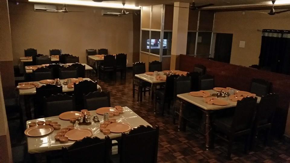 Hotel Bhammars Balangir Eksteriør billede